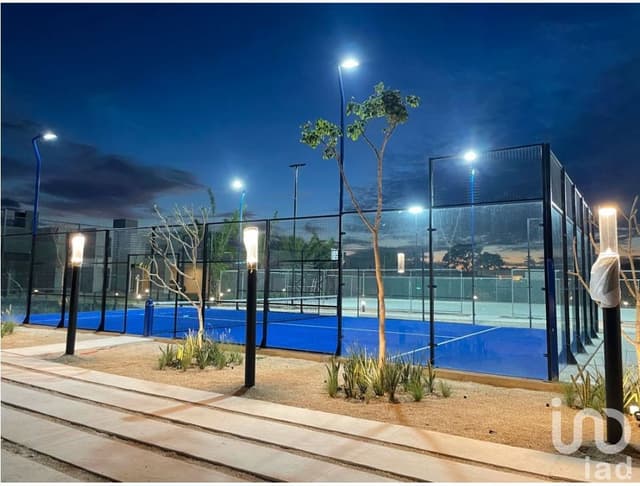VENTA CASA EN EL NORTE DE MÉRIDA, ZONA CONKAL, ALDORIA