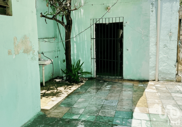 CASA EN VENTA EN CENTRO DE MÉRIDA, PARA REMODELAR