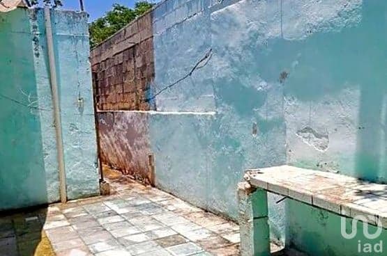 CASA EN VENTA EN CENTRO DE MÉRIDA, PARA REMODELAR