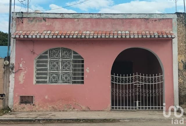 VENTA DE CASA, EN EL CENTRO DE MÉRIDA, ZONA SANTIAGO