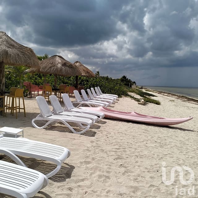 VILLA EN VENTA, PLAYA DE SAN CRISANTO, YUCATAN, PRIVADA CON AMENIDADES Y CLUB DE PLAYA, KOMUNAH