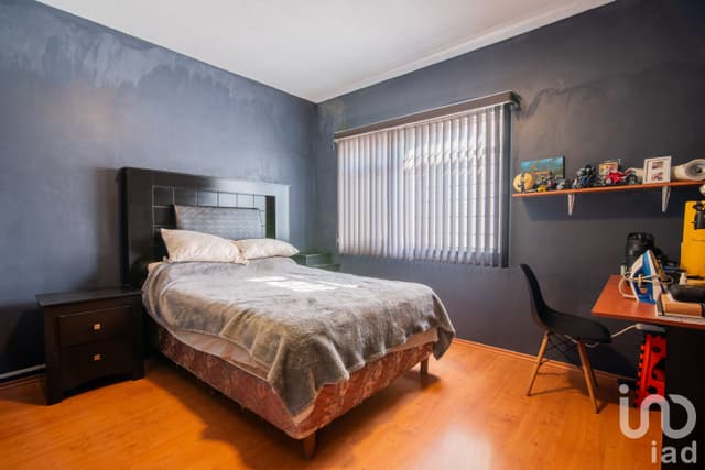 Casa sola en venta en col. 20 de noviembre, Venustiano Carranza, CDMX.