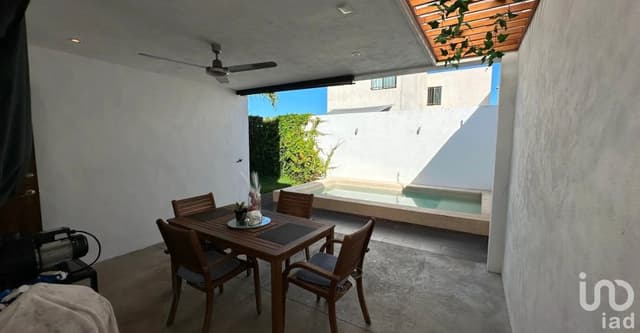 Casa en Venta en Las Américas, en esquina. Acepta Infonavit.
