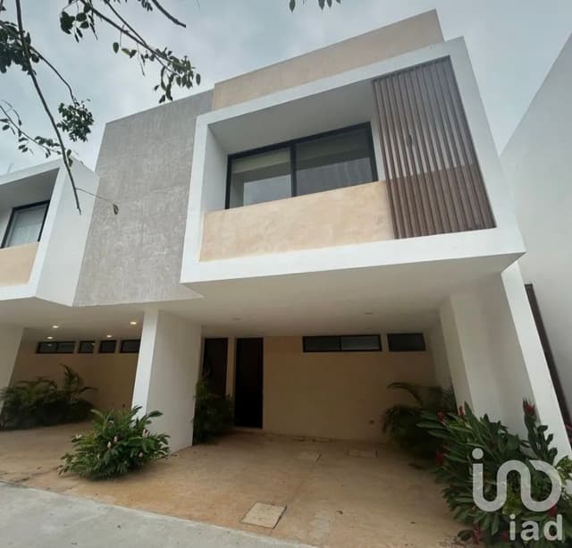 Townhouse en venta en Temozón, Merida, Yucatán.