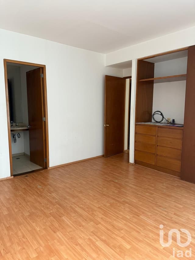 DEPARTAMENTO EN VENTA EN AV. REVOLUCIÓN, ALCALDÍA ÁLVARO OBREGÓN C.P. 01010