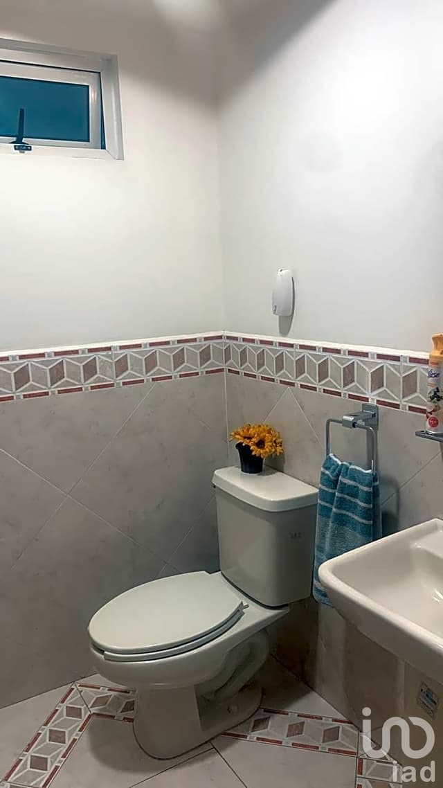 Casa en Venta, en Col. Agrícola Bellavista, Metepec, México