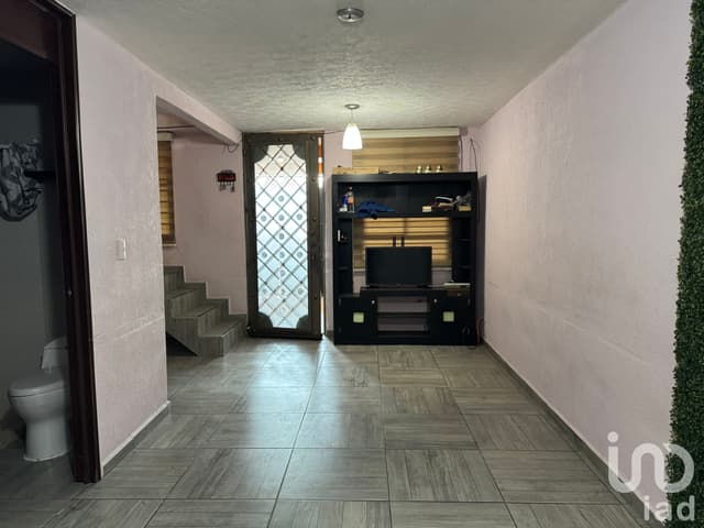 Casa en Venta en Paseos San Martín, Toluca, México
