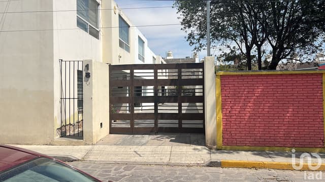 Casa en Renta en el centro de Pozos, SLP