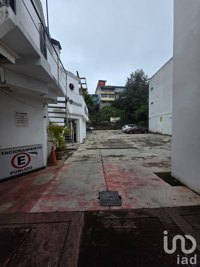 Renta de local en planta alta céntrico en Xalapa, Veracruz