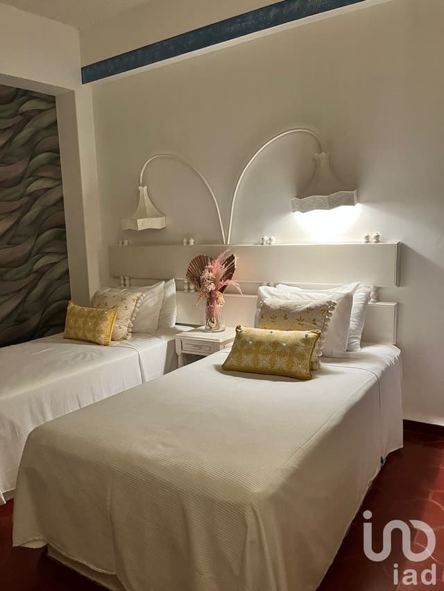 Renta de Estudio en Puerto Vallarta amueblado con vista al Mar y a pie de Playa