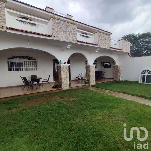 Casa en Venta en Puerto Vallarta Col. Mojoneras