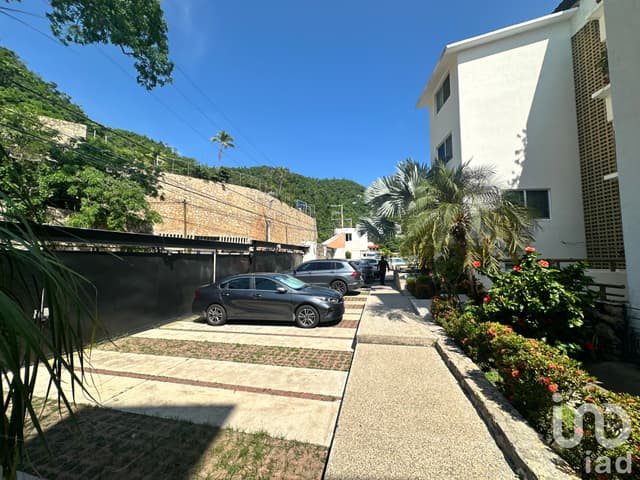 DEPARTAMENTO EN VENTA PLANTA BAJA LOMAS DE COSTA AZUL ACAPULCO