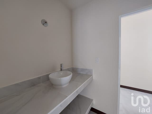 CASA DE 4 RECAMARAS CON TERRENO EXCEDENTE EN PREVENTA, FRACCIONAMIENTO PRIVADO, CD JUAREZ CHIH