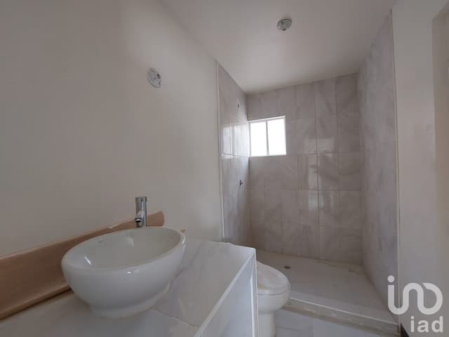 CASA DE 4 RECAMARAS CON TERRENO EXCEDENTE EN PREVENTA, FRACCIONAMIENTO PRIVADO, CD JUAREZ CHIH