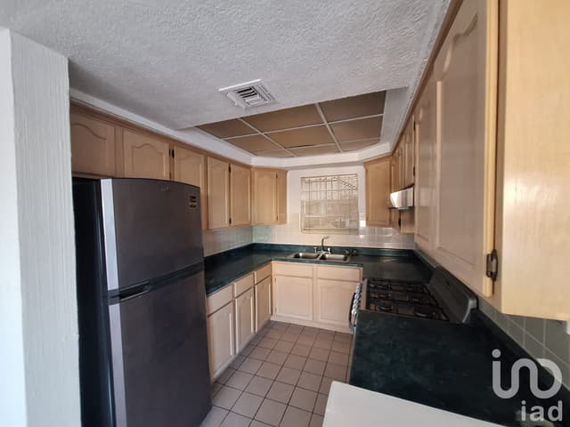 DEPARTAMENTO EQUIPADO EN RENTA EN COMPLEJO CON ALBERCA Y GIMNASIO, CD JUAREZ