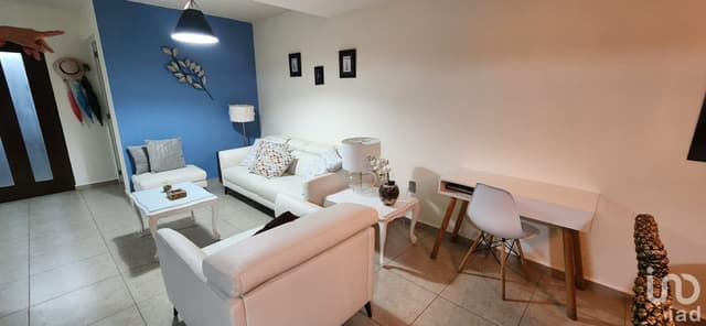 CASA AMUEBLADA EN RENTA EN ZIBATA QUERETARO