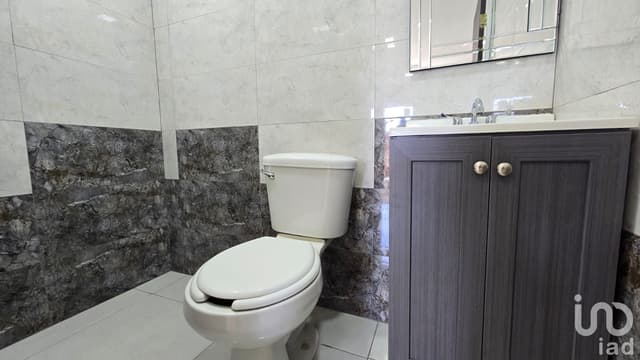 LOCALES EN RENTA EN PLAZA COMERCIAL CENTRICA, CD JUAREZ CHIH