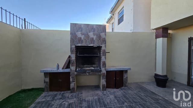 CASA SEMIAMUEBLADA EN RENTA, ZONA SENDERO CD JUAREZ, CHIH