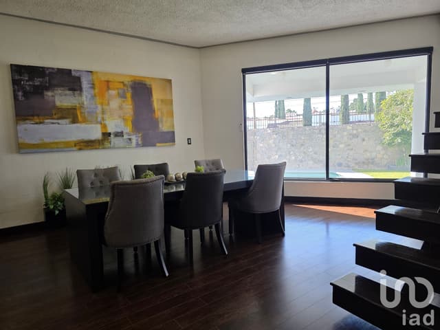 RESIDENCIA DE 3 NIVELES EN VENTA SECTOR CAMPOS ELISEOS, CD JUAREZ CHIH