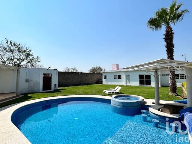 Casa con alberca en venta, ideal para fin de semana en Alpuyeca, Xoxhitepec