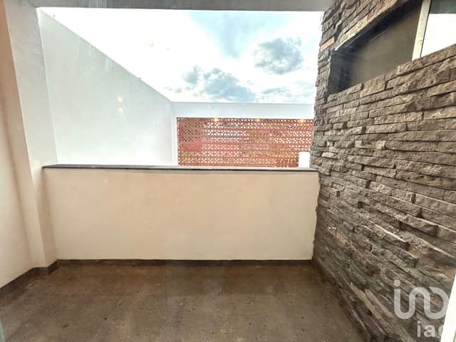 Casa nueva, moderna con fácil acceso a autopista en Cuernavaca