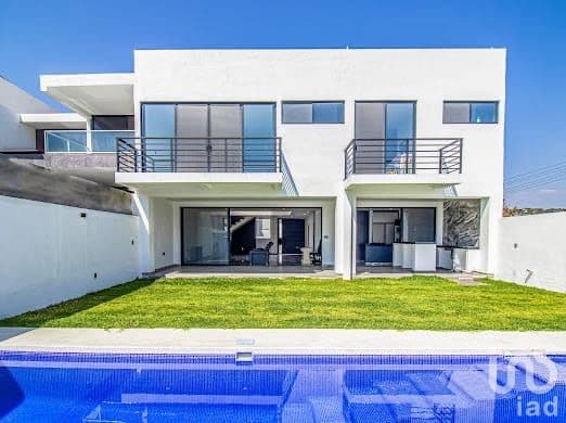 Casa en venta en Corinto, dentro de Burgos