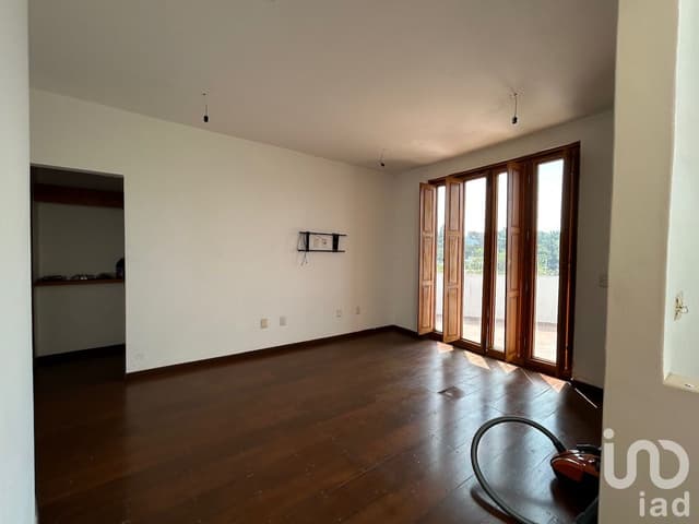 Casa en venta para remodelar en Cuernavaca, zona fresca