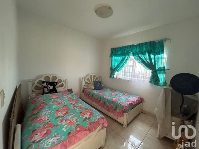 Casa con alberca, al norte de Cuernavaca