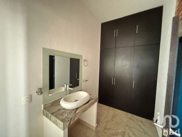Casa en venta con estilo moderno en Cuernavaca