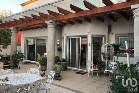 Casa en Venta en Huertas el Carmen, Corregidora, Querétaro.