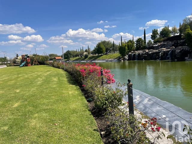 Terreno en venta en Faro de los Cisnes Corregidora Querétaro
