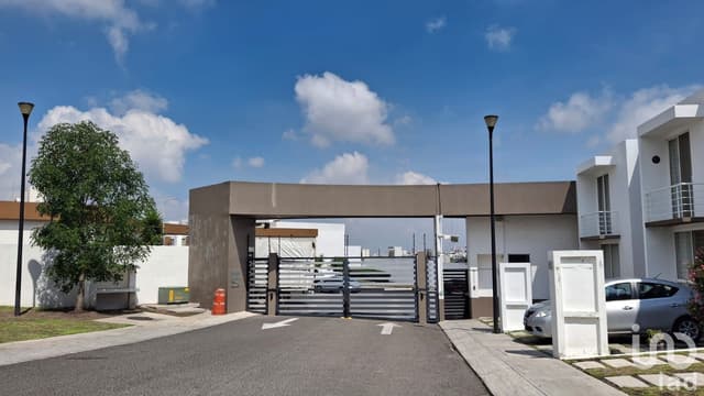 Casa en Venta en Fraccionamiento El Mirador, El Marques, Queretaro
