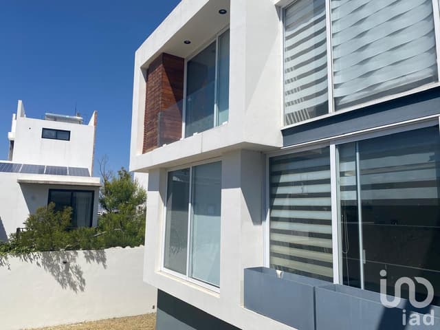 Casa en VENTA en Club de Golf la Loma SLP