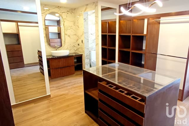 Venta de casa en Puebla, Lomas de Angelopolis.