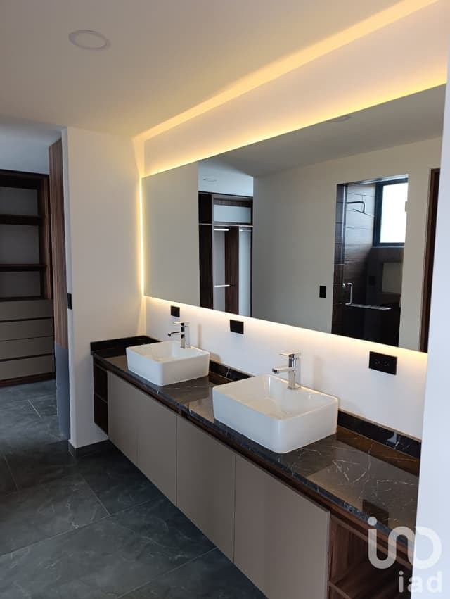 Venta de casa en Lomas de Angelópolis Puebla, parque Guanajuato