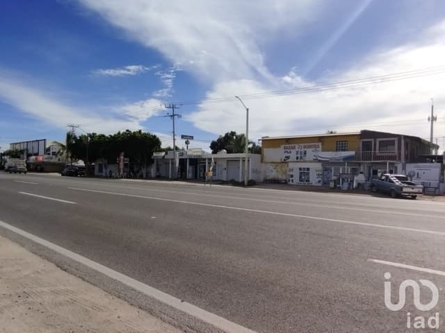 TERRENO 1583m² EN VENTA A ORILLA DE CARRETERA EN CHAMETLA