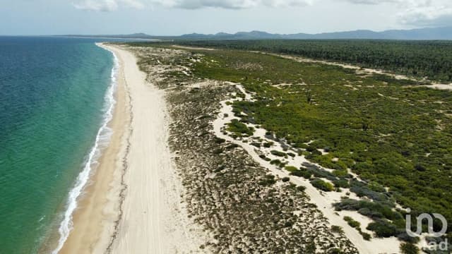 TERRENO 1.581 HECTÁREAS CON FRENTE DE PLAYA EN LA VENTANA, LA PAZ, BAJA CALIFORNIA SUR
