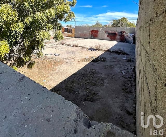Terrenos en venta en El Centenario, a 4 cuadras del mar – 200 m² en La Paz Baja California Sur