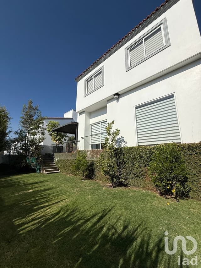 Hermosa casa en Real Esmeralda, Atizapán, Edo Mex