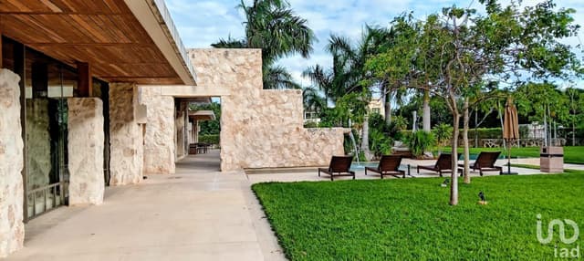 TERRENO EN VENTA RESIDENCIAL LOS SANTOS, AV. HUAYACAN, CANCUN, Q. ROO