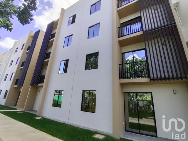 DEPARTAMENTO EN VENTA AMENIDADES Y RODEADO DE NATURALEZA, AV. HUAYACAN, CANCUN, Q.ROO