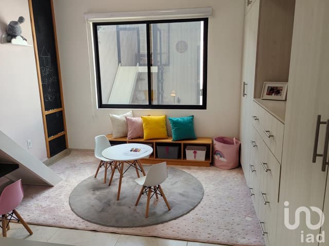 CASA EN VENTA CON AMENIDADES Y AREAS DE MEDITACION EN LA AV. HUAYACAN, Q.ROO