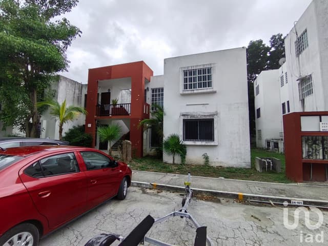 DEPARTAMENTO DE 3 REC EN LA SM. 51 CANCUN, CENTRO