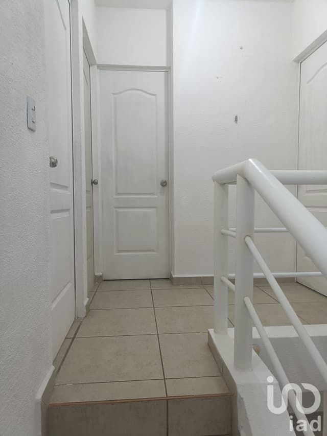 CASA EN RENTA SIN MUEBLES 3 REC CON AMENIDADES EN CANCUN, Q.ROO