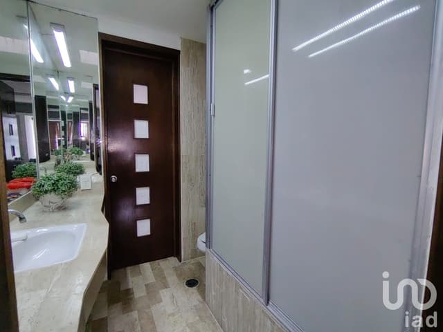 CASA CON MULTIPLES ESPACIOS PARA CORPORATIVOS, OFICINAS, ESCUELAS EN EL CENTRO DE CANCUN, Q.ROO