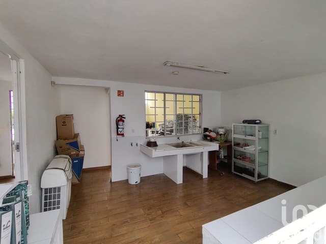 CASA CON MULTIPLES ESPACIOS PARA CORPORATIVOS, OFICINAS, ESCUELAS EN EL CENTRO DE CANCUN, Q.ROO