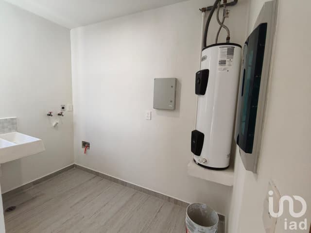 VENDO CONDOMINIO NUEVO EN AV. BONAMPAK FRENTE A PUERTO CANCUN, CANCUN, Q.ROO