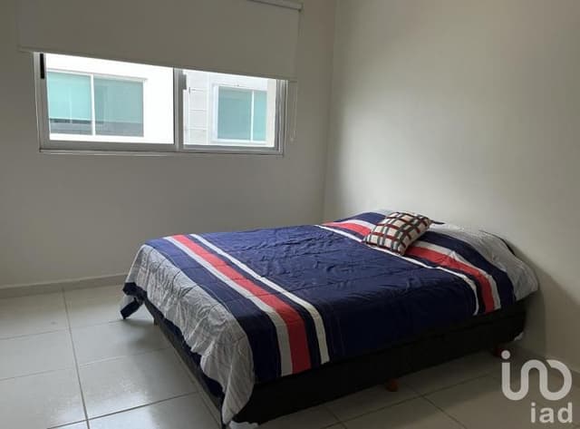 VENDO CASA EN LONG ISLAND ESTILO YORK AMUEBLADA, AV. HUAYACAN, CANCUN. Q.ROO