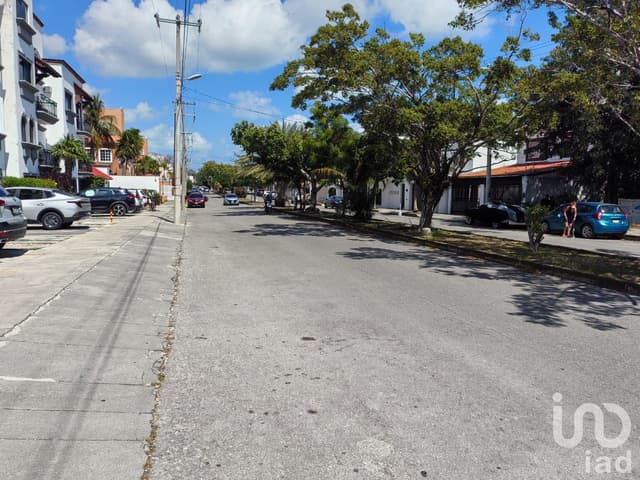 En Renta Departamento Sm. 17 Cerca Plaza las Américas, Cancún, Q. Roo.