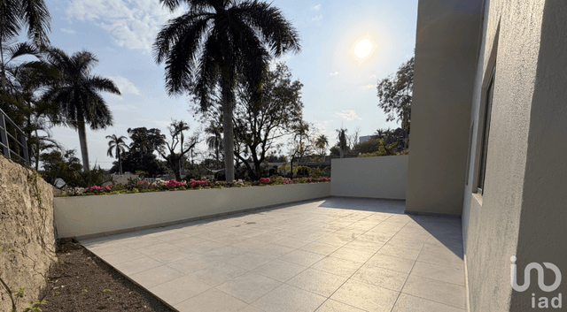 Rento Departamento con Terraza y Jardín, Av. Cuauhtémoc, Cuernavaca